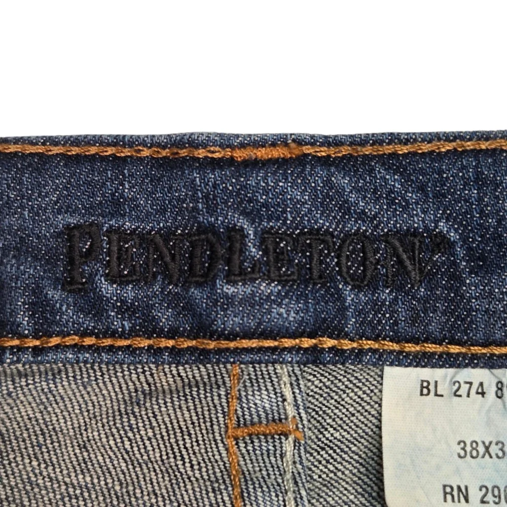 Pendleton Jeans Mens 38x30 Excellent Fading Blue Dark Wash Straight Leg Denim